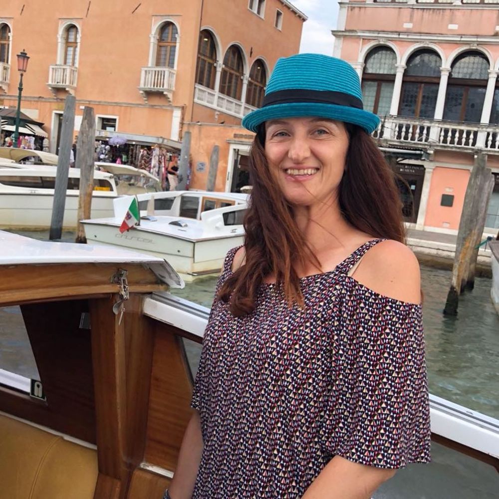 Meet your Posher, Irena
